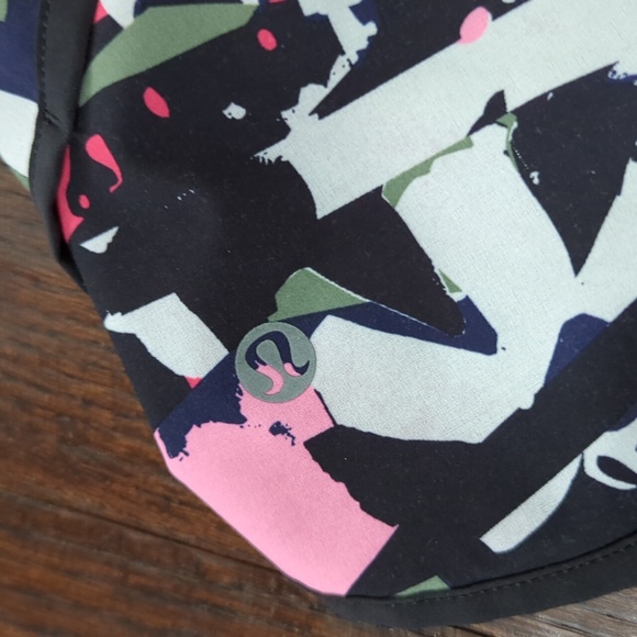 LULULEMON I Multi-Color Hotty Hot Pop Cut Boom Juice Lined Running Shorts, 8 - Picture 12 of 16